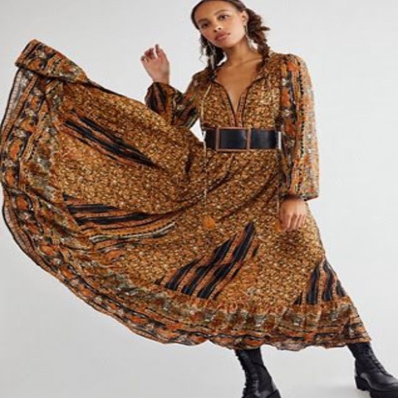 Free People Dresses & Skirts - Free People Bohemian Maxi Dress